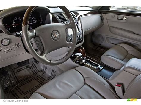 Shale/Cocoa Interior 2010 Cadillac DTS Biarritz Edition Photo #69324708 ...