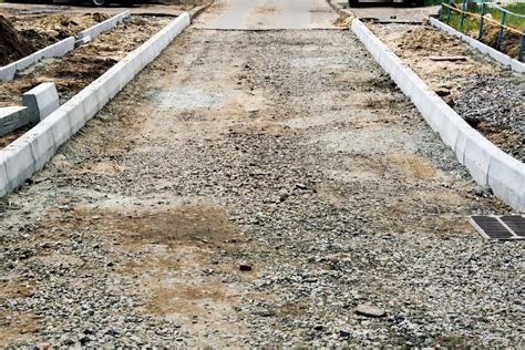 Tips for Installing a DIY Gravel Driveway - Driveway Scraper