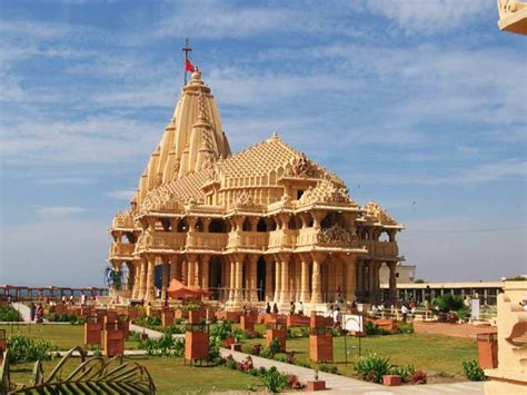 7 Most Famous Temples in Gujarat | Religious Places in Gujarat