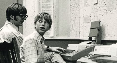 Teenage Bill Gates (right) and Paul Allen at Lakeside High School 1980 : OldSchoolCool