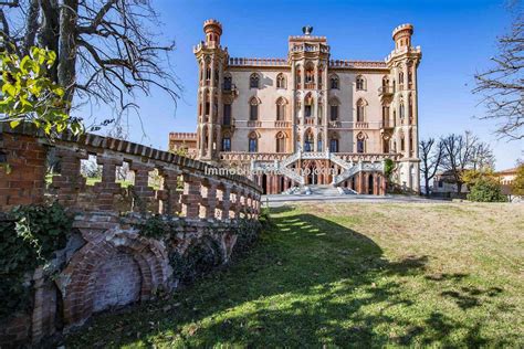 Castle for sale in Piedmont Italy Immobiliare Italiano