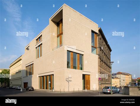 Berlin, Germany, Gallery House at Kupfergraben by David Chipperfield Stock Photo: 52936427 - Alamy