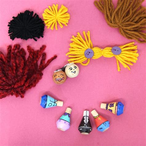 DIY Wooden Peg Dolls - Mix & Match * Moms and Crafters