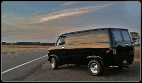 Chevrolet Chevy Van de 1975 #vans #trucks #chevrolet #chevyvan #70s ...