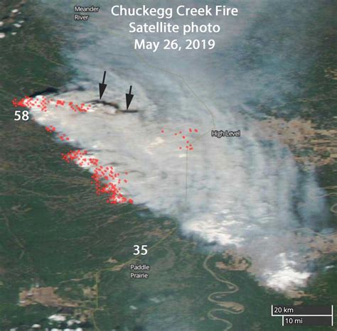 Firefighters continue to defend High Level, Alberta - Wildfire Today