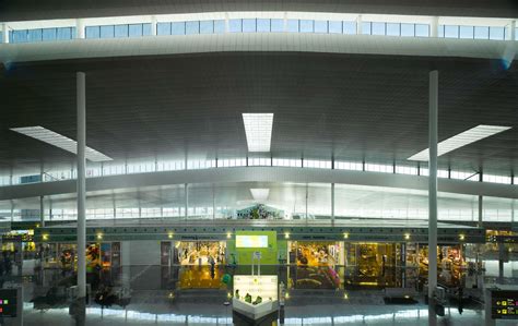 Terminal 1 at Barcelona Airport - Architizer