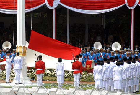 PASKIBRA SATYA MUDA PUSTAKA: Tata Upacara Bendera yang baik dan benar