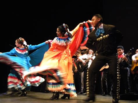 Mariachi Dancers | Mariachi, Mexico, Love affair