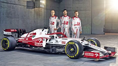 2021 Alfa Romeo F1 Racing - Reveal of C41 Räikkönen, Giovinazzi, Kubica ...