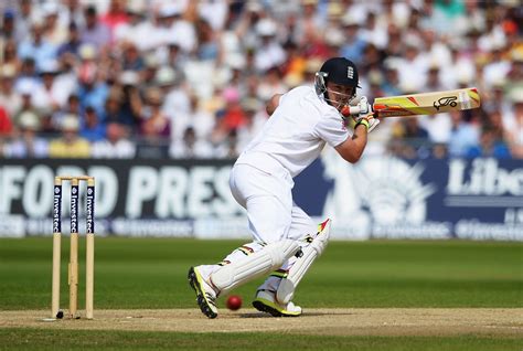 Ashes Day 4 England v Australia - First Ashes Test Day Four - Mirror Online