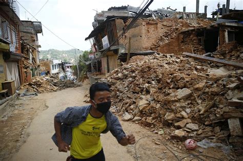 Nepal earthquake: such huge aftershocks are rare