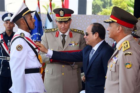 Egypt: Sisi's move to grant military graduates civilian degrees baffles academics | Middle East Eye