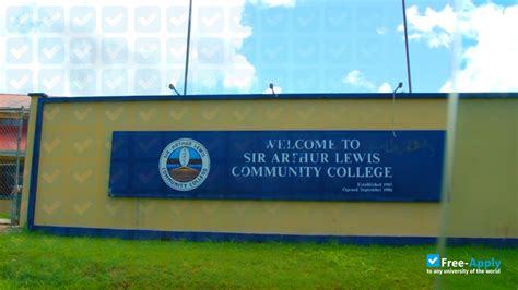 Sir Arthur Lewis Community College Southern Extension, Vieux Fort (+1 758-454-9792)