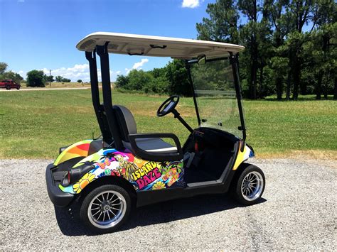 This 2014 Yamaha golf cart's new look is far out and pretty groovy ...