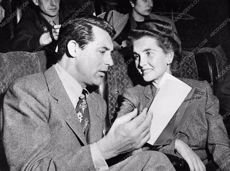 fantastic candid Cary Grant and wife Barbara Hutton at theater 711-05 – ABCDVDVIDEO