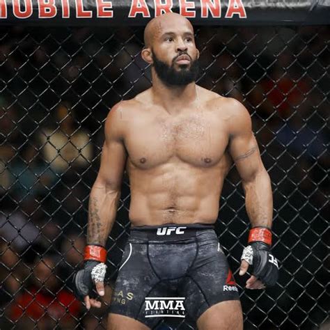 demetrious Johnson is the greatest of all time tell me if you disagree ...