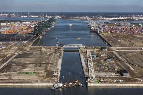 oceanichaulage: Port of Antwerp - Belgium