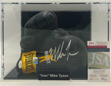 Boxing - Mike Tyson - Boxing gloves - Catawiki