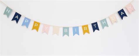 Signature Garland "Happy Birthday" | Paperless Post Party Shop