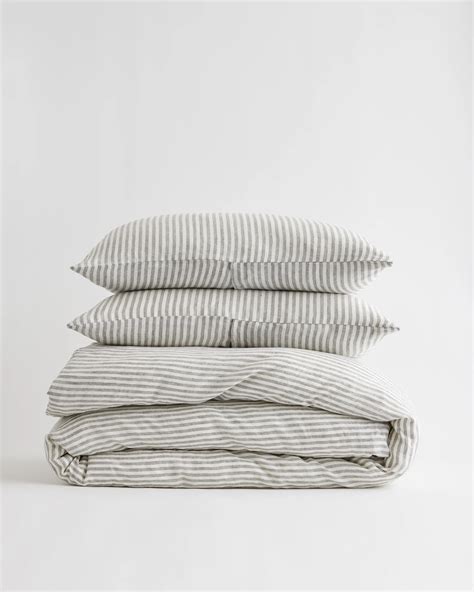 European Linen Stripe Duvet Cover Set | Quince | Striped duvet, Linen ...