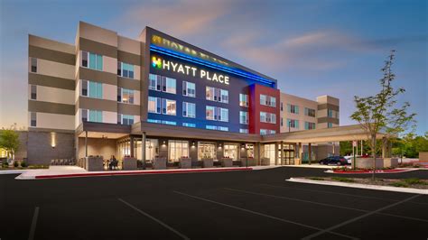 Fayetteville Hotel Restaurant | Hyatt Place Fayetteville AR