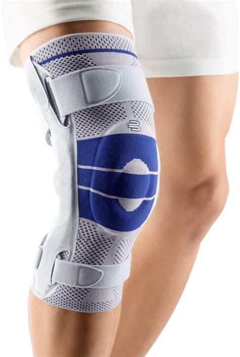 BAUERFEIND GenuTrain S Knee Support - breathable knit compression knee brace to relieve pain and ...