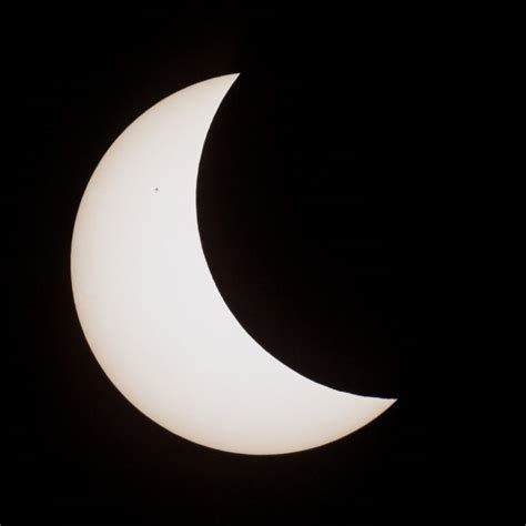 How to Make a Solar Eclipse Filter for a Telephoto Lens | Nature TTL