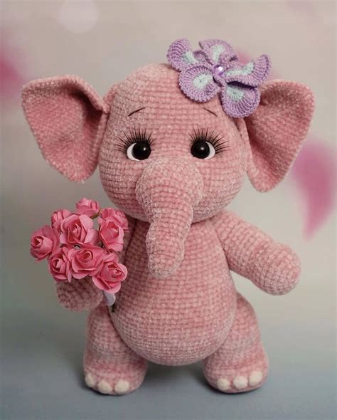 Häkeln Elefanten Spielzeug Amigurumi Spielzeug Tier Strickmodelle sind beide die ... | Elefant ...