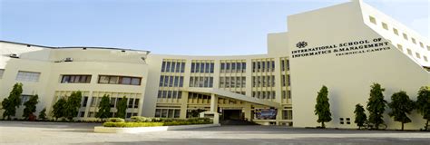 IIS University, Jaipur | Placements, Courses, Admissions, Reviews, Contact