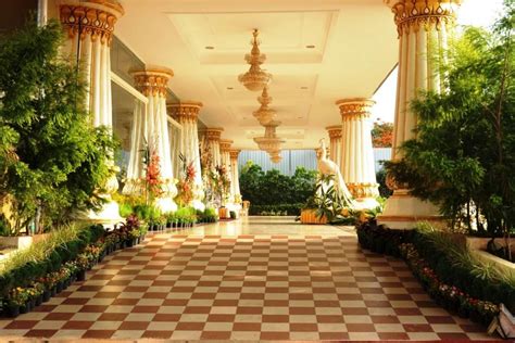 PALACE GROUNDS Bangalore: 15 Wedding Venues| Price [2023], 44% OFF