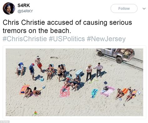 Chris Christie is roasted in hilarious beachgate memes | Daily Mail Online