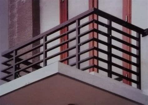 Modern Aluminum Balcony Railing | Balcony railing design, Modern railing, Railing design