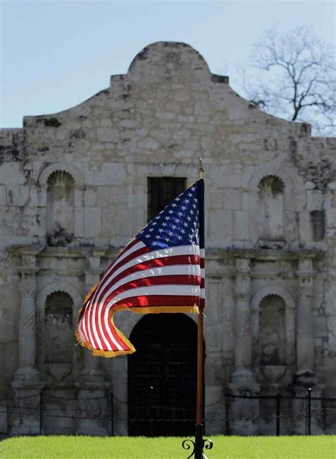 Texas congressman presses for return of Alamo flag - Houston Chronicle