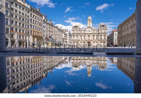 1,089 City Hall Lyon Images, Stock Photos & Vectors | Shutterstock