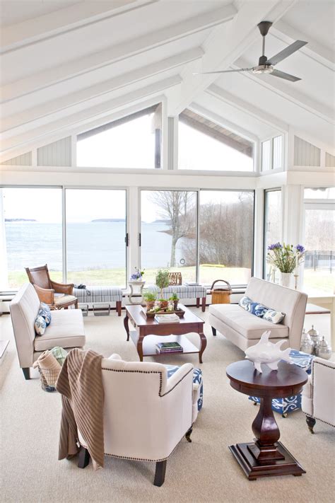 Coastal Cottage Style for Tranquil Interiors