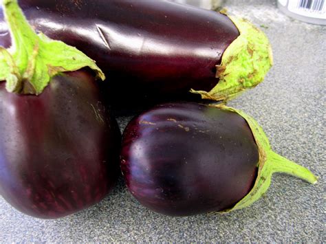 The Fitness Gourmet: Small eggplant. Big meal.