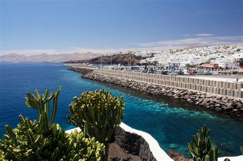 Puerto del Carmen - where traditional customs meet modern-day tourism