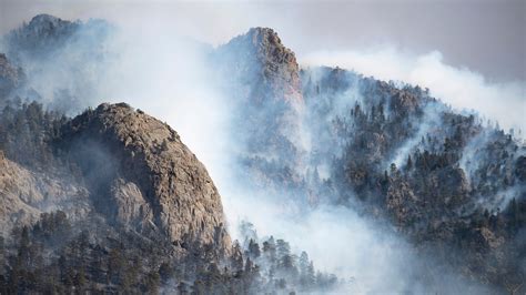 Colorado Wildfire Prompts Evacuations - The New York Times