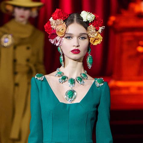 The 7 Biggest Jewelry Trends of the Fall 2019 Season | Vogue