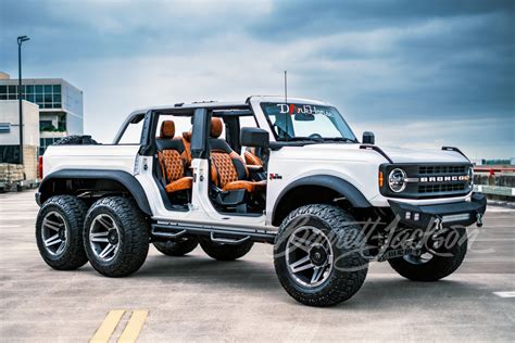 2021 FORD BRONCO CUSTOM 6X6 SUV 'APOCALYPSE DARK HORSE'