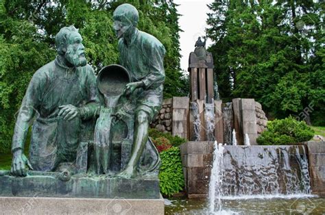 17 Best images about Sculpture Finland on Pinterest | Statue of, Glass vase and Museums