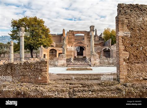 Villa Adriana, Tivoli, Lazio, Italy Stock Photo - Alamy