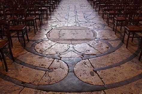 Labyrinth at Chartres Cathedral - Atlas Obscura