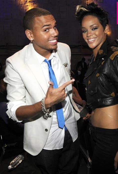 World Famous Celebrities: Wow .. Rihanna & Chris Brown reunion at the ...