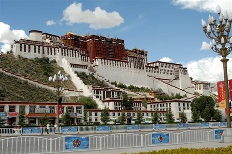 Nepal Tibet and Bhutan Tour - Tour Package cost - Cross country tour