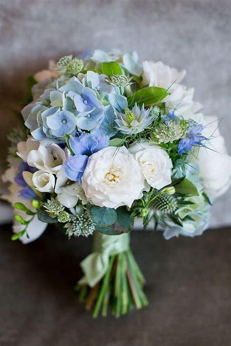 Blue and white wedding bouquet | Blue wedding bouquet, Blue wedding ...