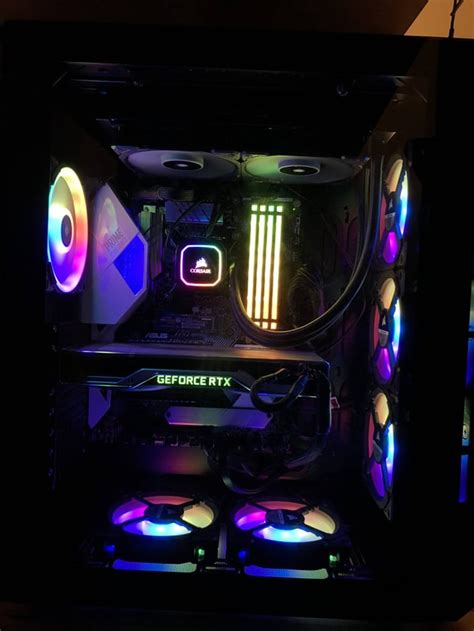 Finally done with my first rgb build : Corsair