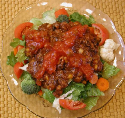 Chili Salad Photo - An all-creatures Vegan Recipe