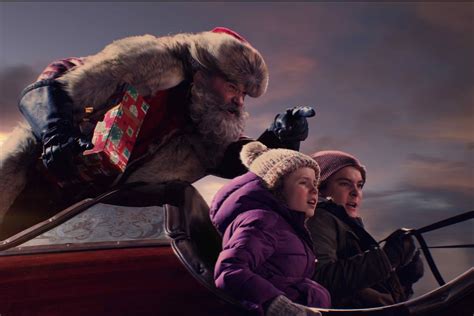 The Christmas Chronicles review: Netflix’s new Santa can get it - Vox