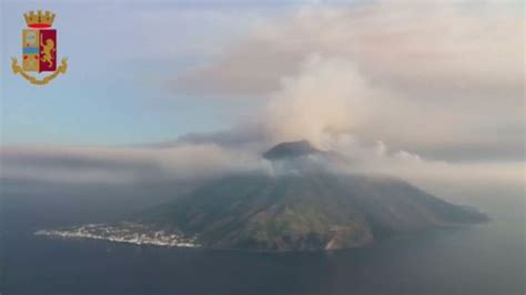 Volcano erupts in Italy, killing one man and setting several fires ...